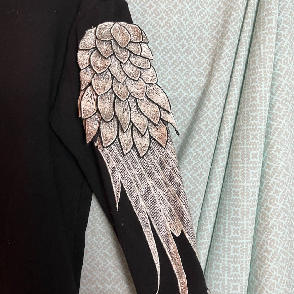 Women's Black/White Crew neck long slv Sweatshirt With Wings, Size S - Picture 4 of 5